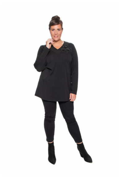 TEULADA MAGLIA CON GRANDE RICAMO LUREX - immagine 1